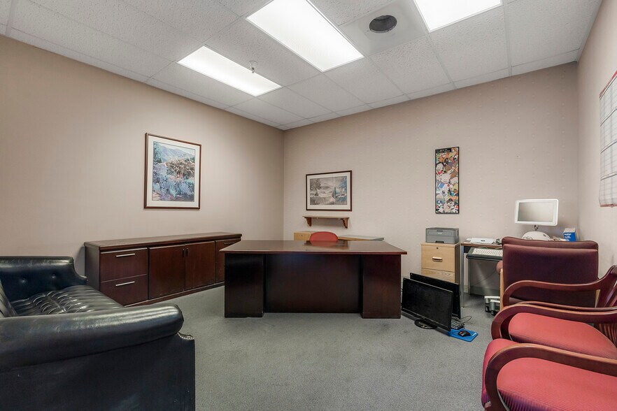 More Photos Of 400 E Park Ave, Chico Office For Sale