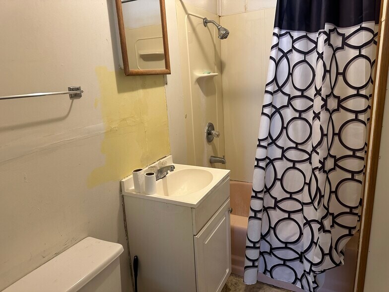 More Photos Of 2405 E Court St, Kankakee Land For Sale
