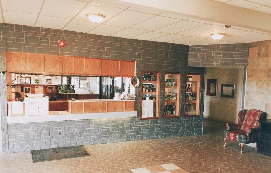 More Photos Of 4001 Highway St, Valleyview Hotel For Sale