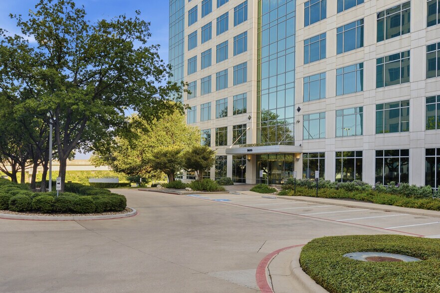 More Photos Of 9606 N Mopac Expy, Austin Unknown For Lease