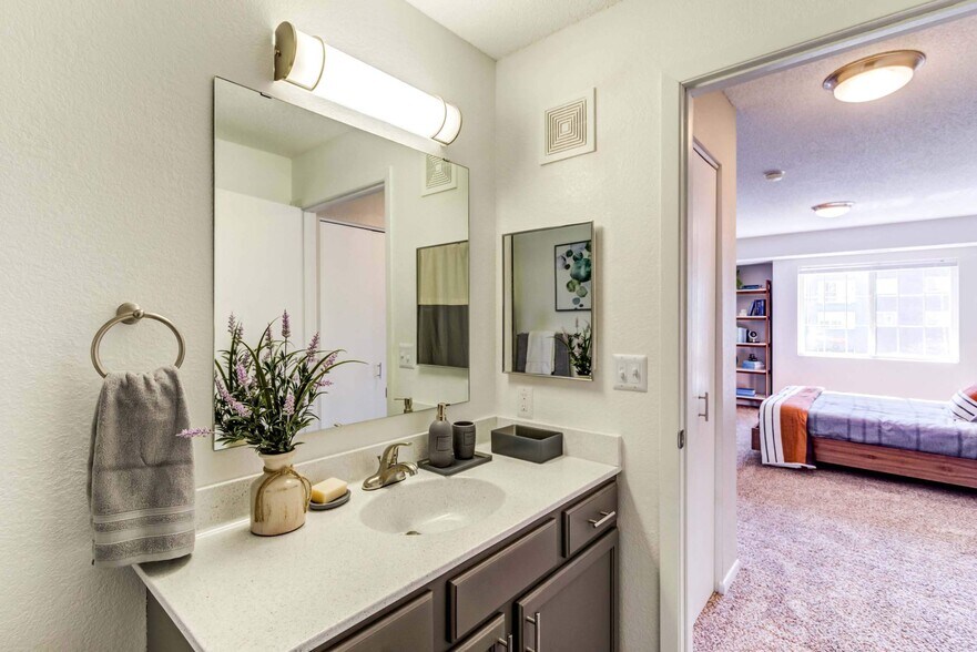 More Photos Of 110 E 1st St, Chaska Apartments For Lease
