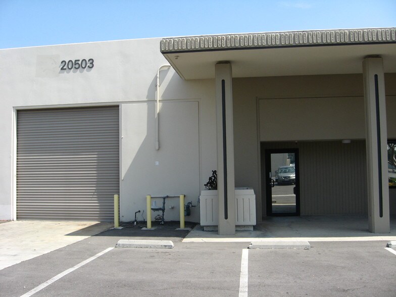 More Photos Of 20501-20507 Belshaw Ave, Carson Distribution For Lease