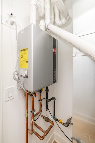 More Photos Of 2327 S Homan Ave, Chicago Apartments For Sale