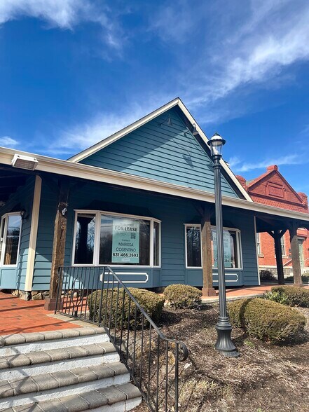 More Photos Of 53345 Main Rd, Southold Freestanding For Lease