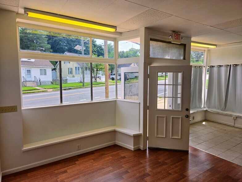 More Photos Of 1125 Prospect St, Ewing Storefront Retail Residential For Lease