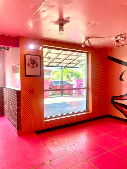 More Photos Of 746 Asp Ave, Norman General Retail For Lease