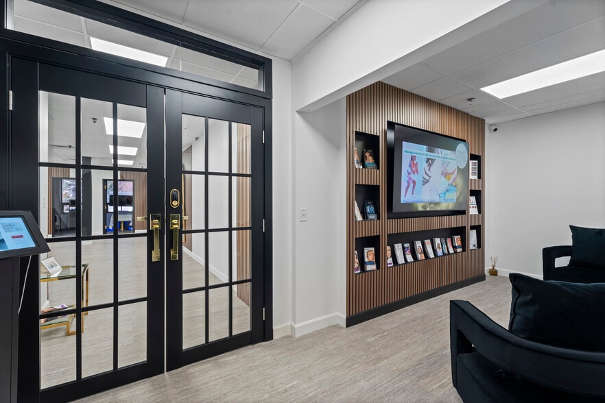 More Photos Of 449 Silas Deane Hwy, Wethersfield Medical For Sale