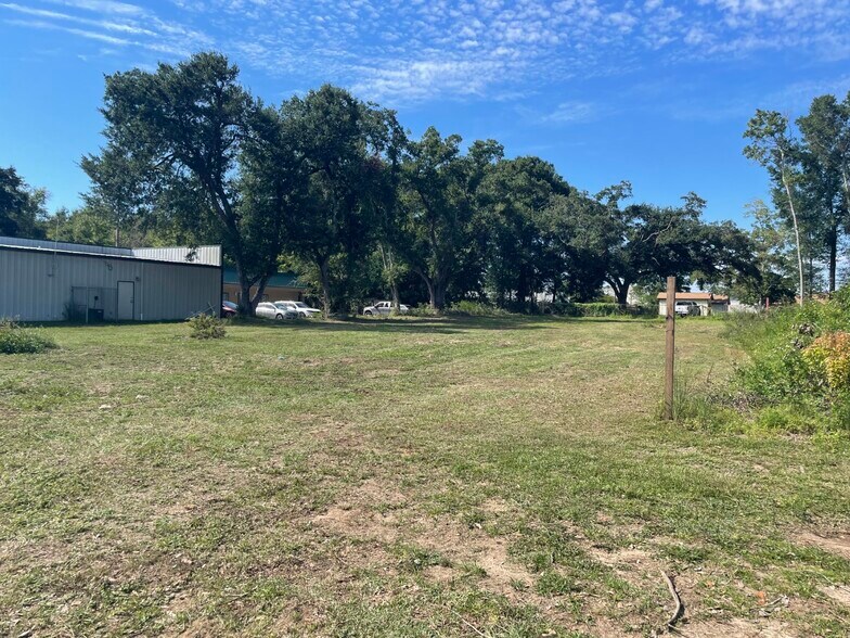 More Photos Of 1616 Creighton Rd, Pensacola Land For Lease
