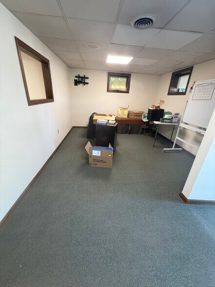 More Photos Of 364 Boston Tpke, Shrewsbury Office For Lease