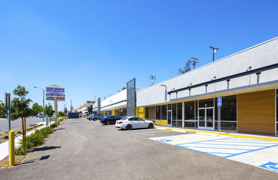 More Photos Of 883 S Atlantic Blvd, Monterey Park Storefront Retail Office For Lease