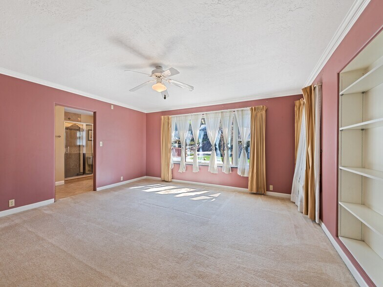 More Photos Of 142 Country Club Dr, Waynesville Hospitality For Sale