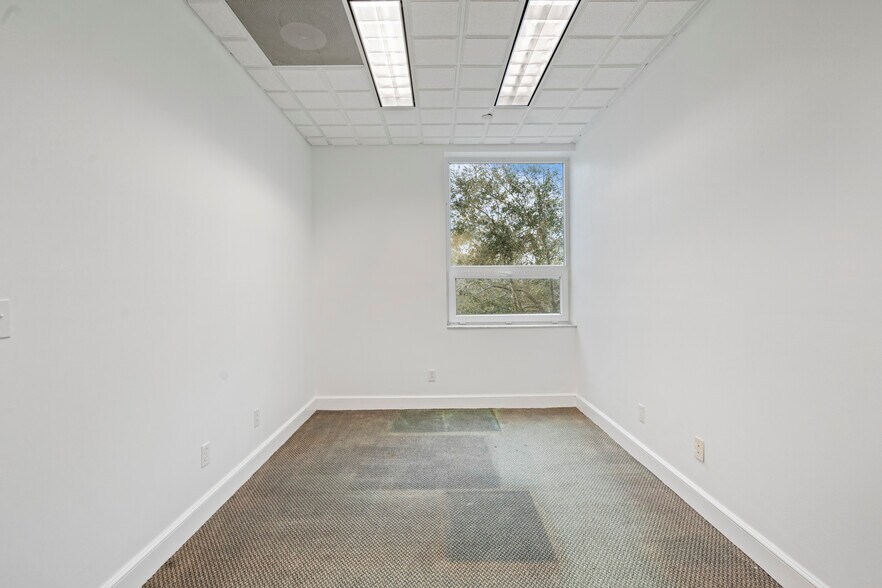 More Photos Of 1735 W Hibiscus Blvd, Melbourne Medical For Lease