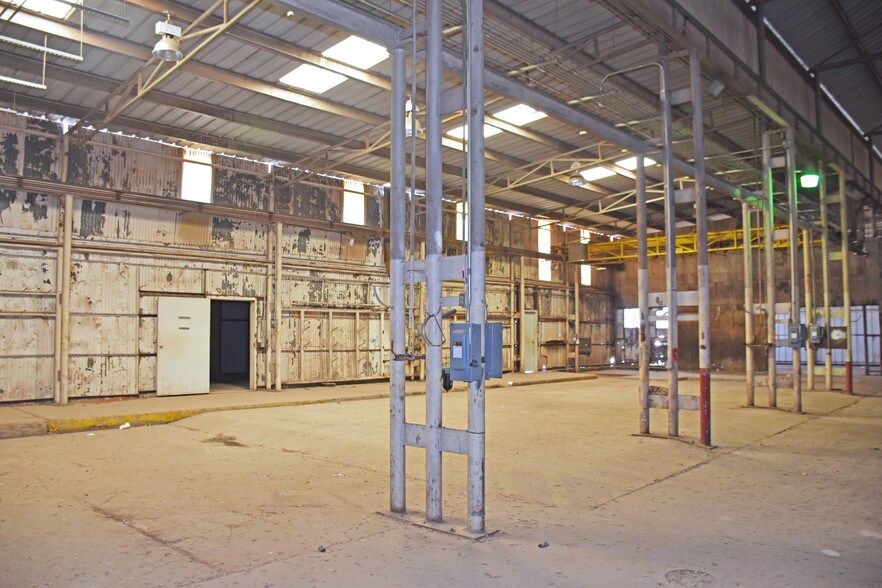 More Photos Of 5308 Andrews Hwy, Odessa Light Manufacturing For Sale
