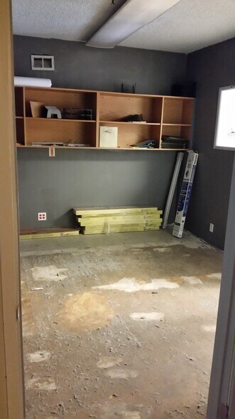 More Photos Of 3935 9th Ave S, Seattle Warehouse For Lease