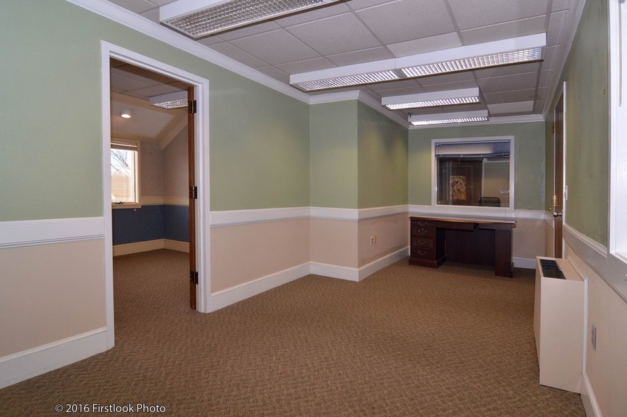 More Photos Of 213 Taunton Ave, Seekonk Hospitality For Sale