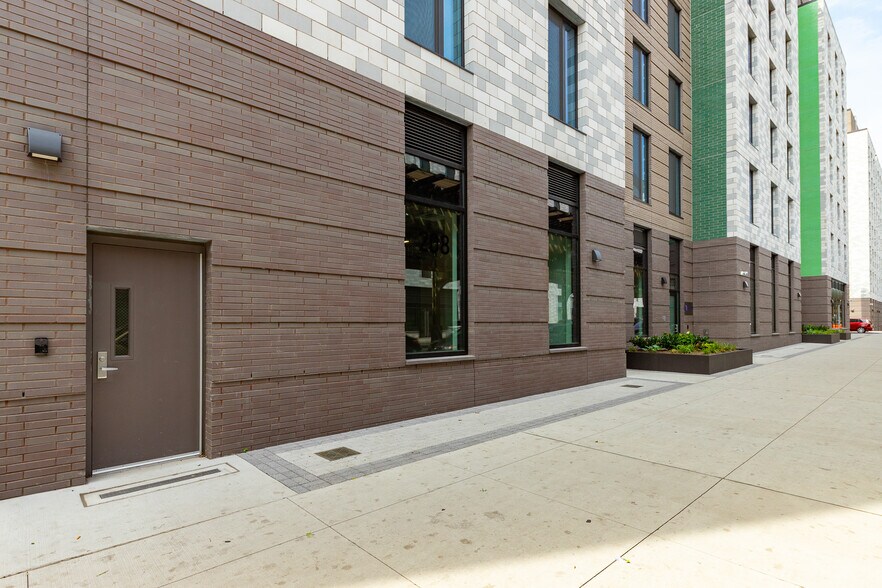 More Photos Of 208 Livonia Ave, Brooklyn Apartments For Lease