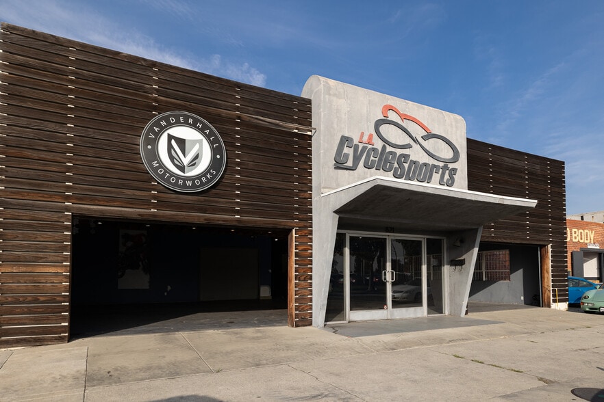 Primary Photo Of 821 W Olive St, Inglewood Warehouse For Lease