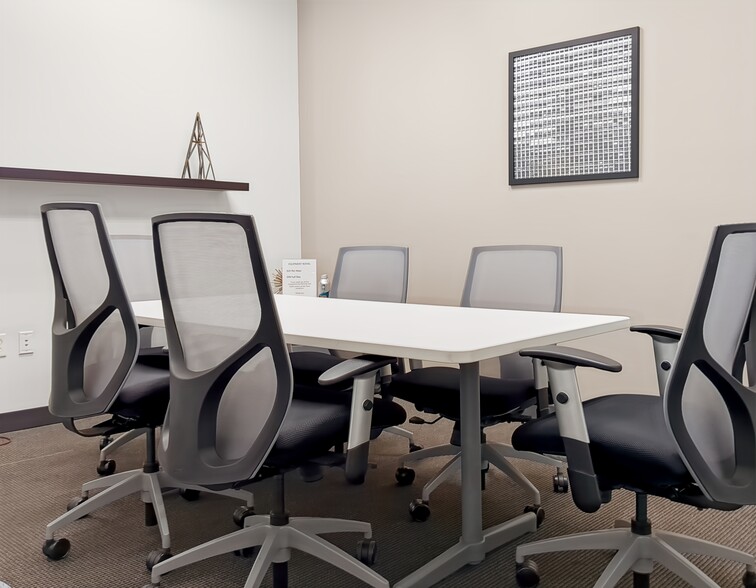 More Photos Of 2598 E Sunrise Blvd, Fort Lauderdale Coworking Space