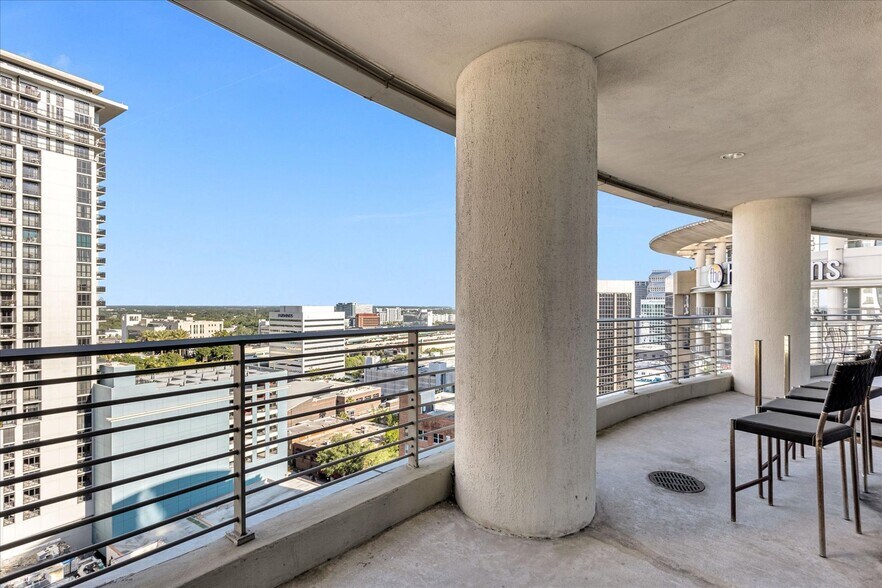 More Photos Of 121-189 S Orange Ave, Orlando Office Residential For Sale