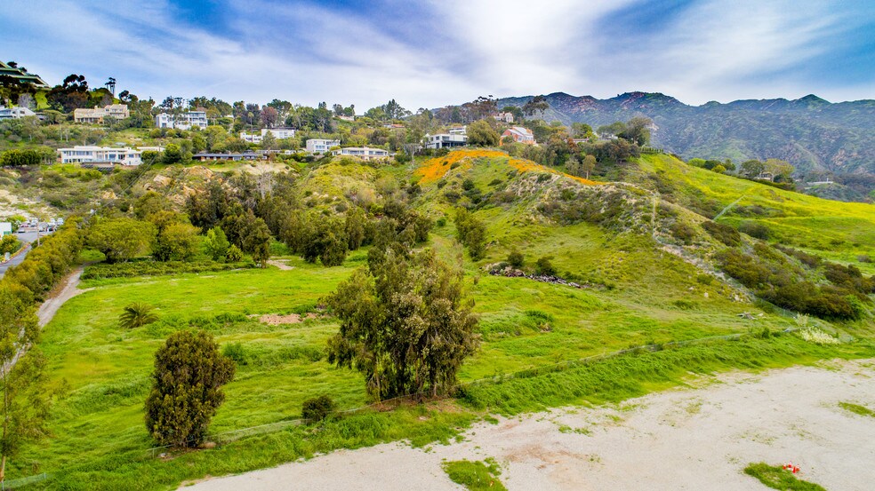 More Photos Of 23801 Stuart Ranch Rd, Malibu Land For Sale