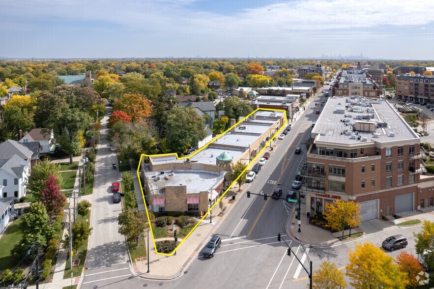 More Photos Of 127-157 N Northwest Hwy, Park Ridge General Retail For Sale