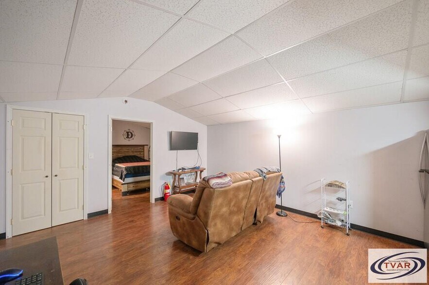 More Photos Of 9100 Highway 70, Cedar Grove Auto Repair For Sale