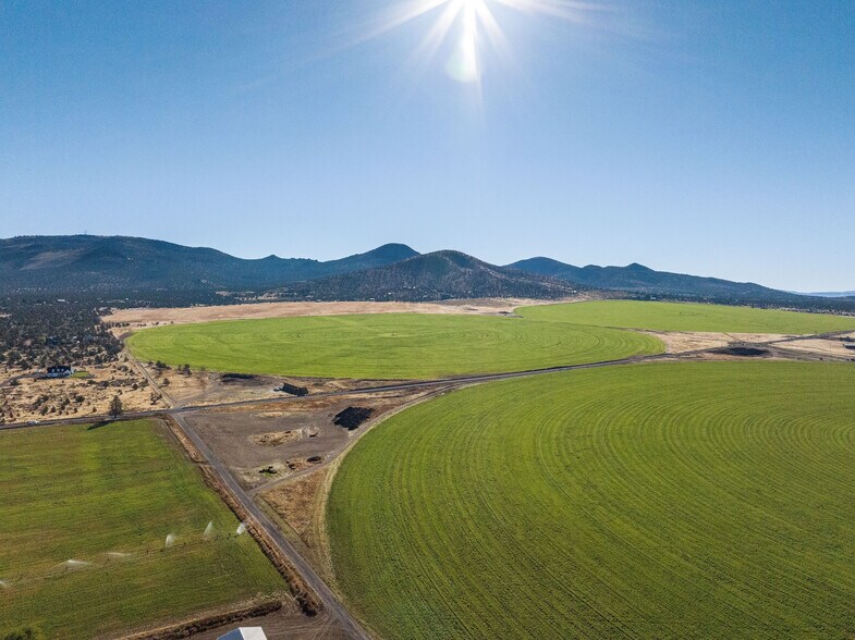 More Photos Of 11705 SW Shumway Rd, Powell Butte Specialty For Sale