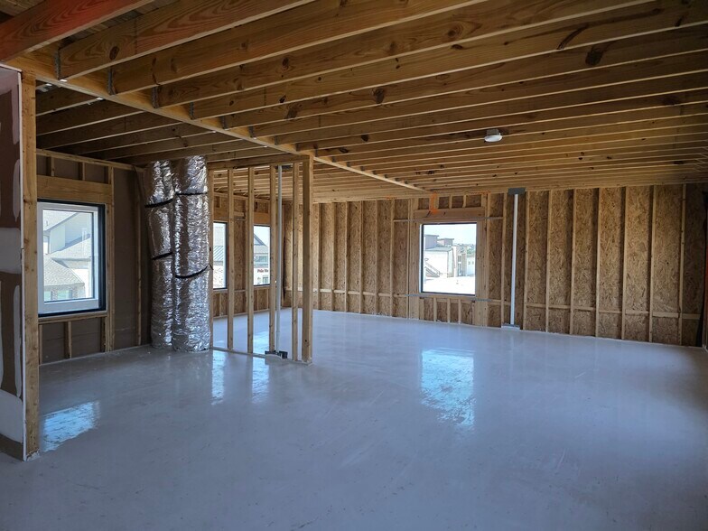 More Photos Of 142 Bella Katy Dr, Katy Medical For Lease