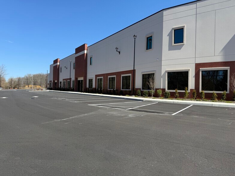 Primary Photo Of 245 Willow Brook Rd, Freehold Distribution For Lease