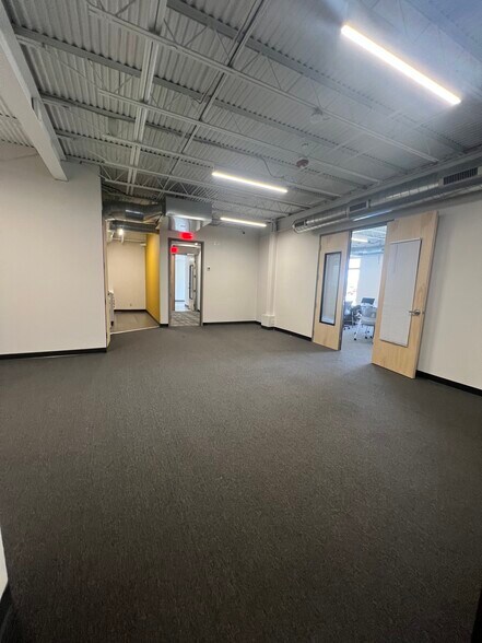 More Photos Of 1119 N Keystone Way, Carmel Medical For Lease