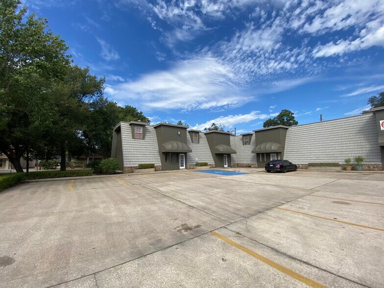 More Photos Of 3350 Mcfaddin St, Beaumont Storefront For Lease