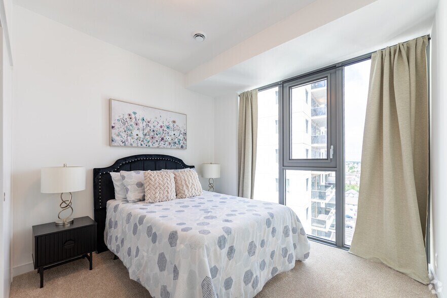 More Photos Of 1442 Highland Rd W, Kitchener Apartments For Lease