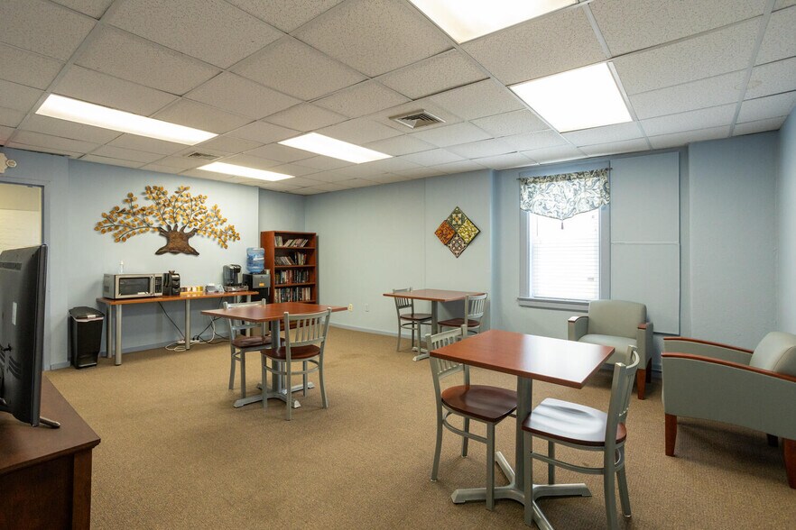 More Photos Of 17-19 Marble Ave, Pleasantville Storefront Retail Office For Sale