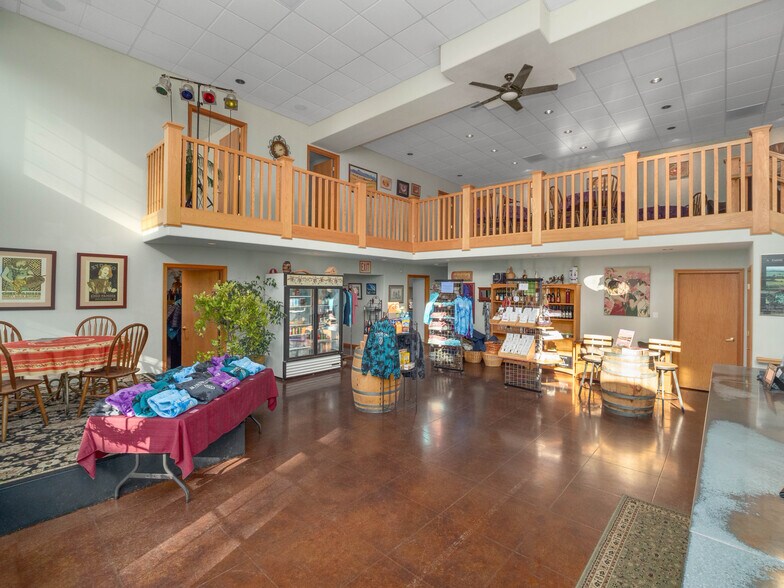 More Photos Of 345 1st St, Elkton Winery Vineyard For Sale