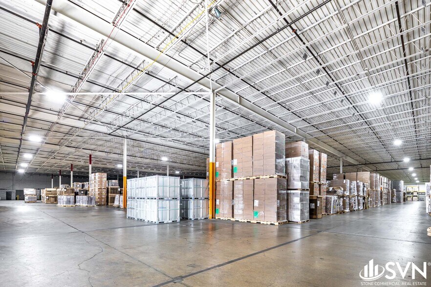 More Photos Of 2425 Palumbo Dr, Lexington Warehouse For Lease