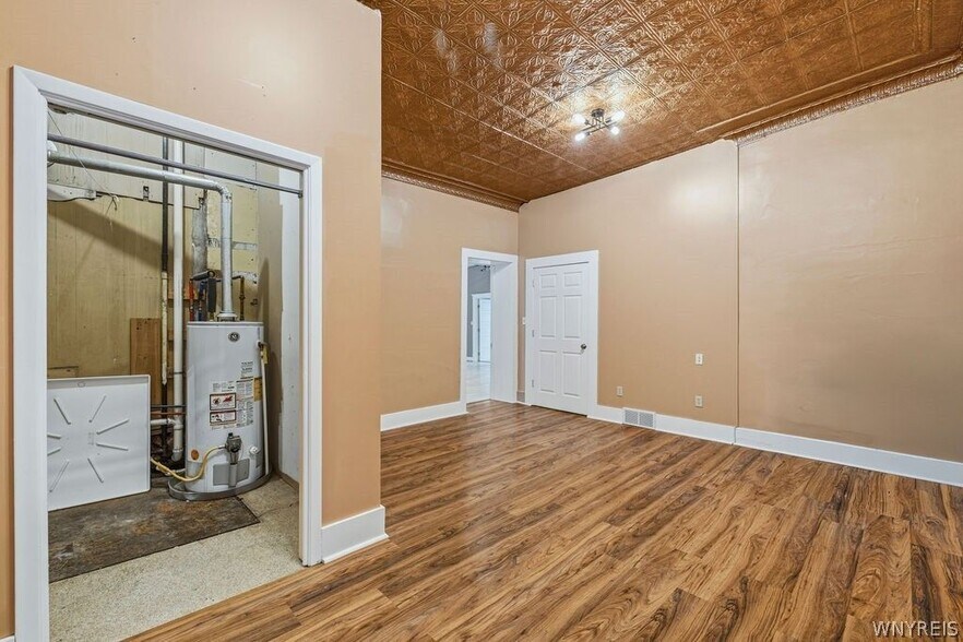 More Photos Of 259 Young St, Wilson Storefront Retail Residential For Sale