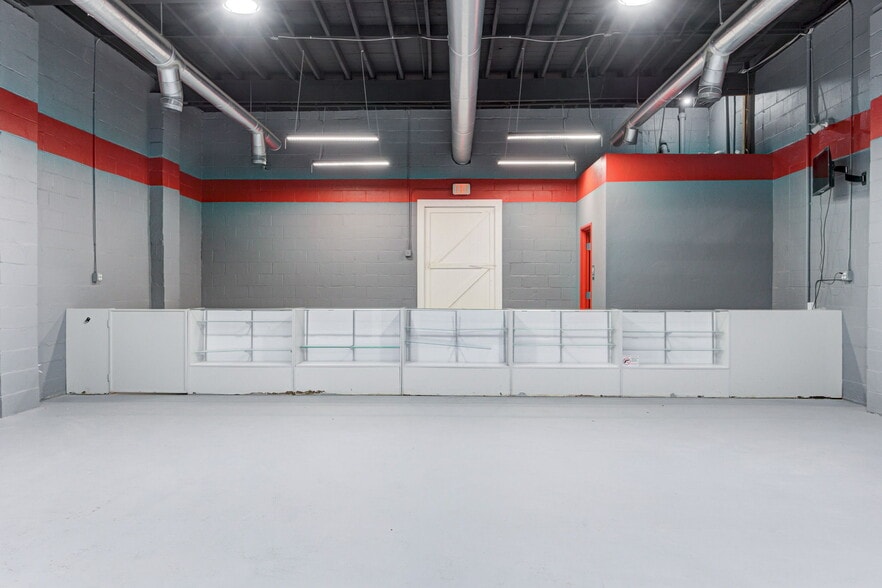 More Photos Of 3121 N Pennsylvania Ave, Oklahoma City Storefront Retail Office For Sale