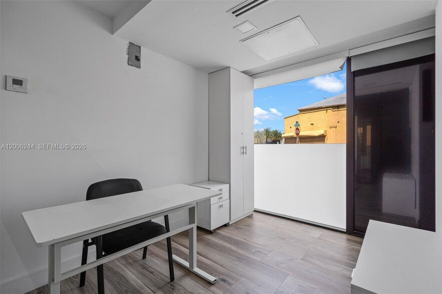 More Photos Of 4885 NW 7th Ave, Miami Office For Sale