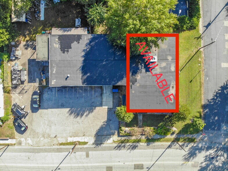 More Photos Of 902-904 Cleveland St, Durham Flex For Lease