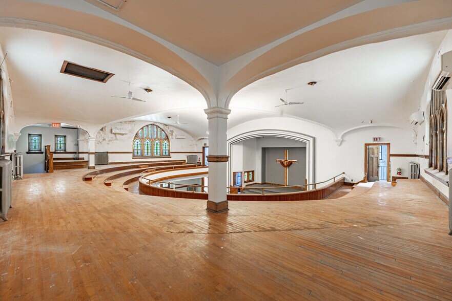 More Photos Of 1203 3rd Ave, Rockford Religious Facility For Sale