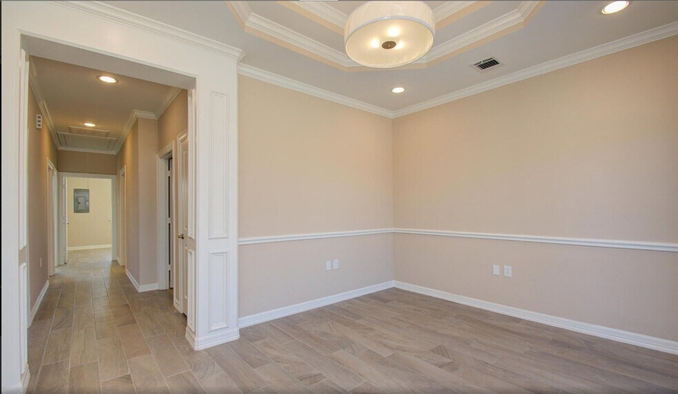 More Photos Of 7070 Knights Ct, Missouri City Office For Lease