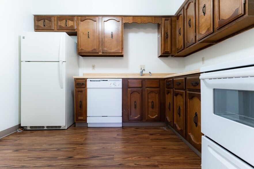 More Photos Of 114 Book Ave, Beaver Falls Apartments For Sale