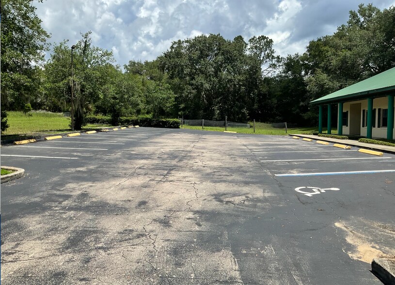 More Photos Of 16455 E Highway 40, Silver Springs Medical For Lease