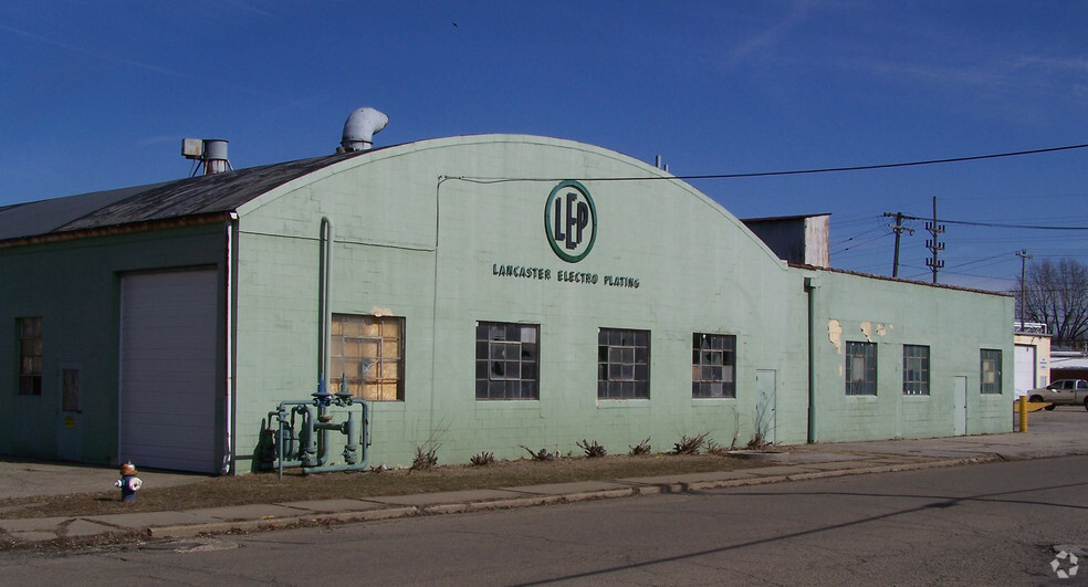 Primary Photo Of 1117 W Mulberry St, Lancaster Manufacturing For Lease