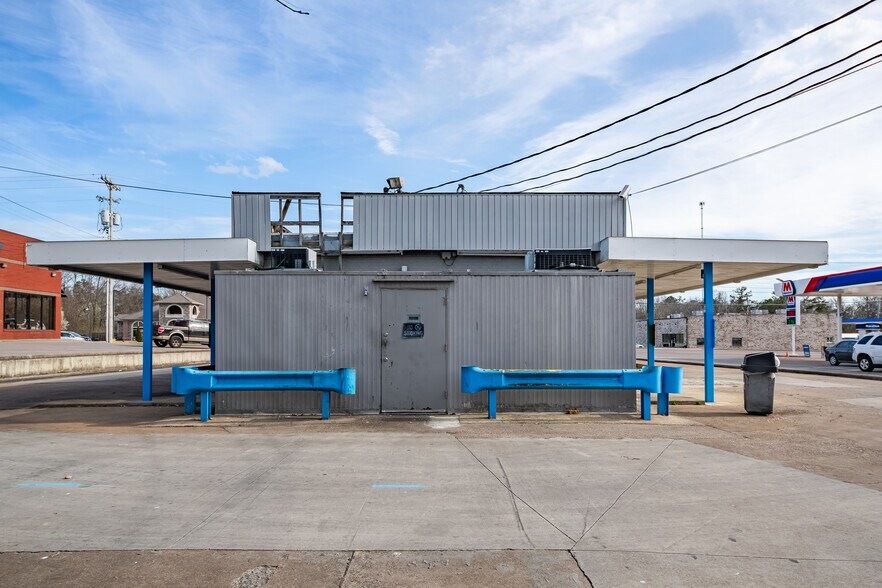 More Photos Of 435 E Main St, Hohenwald Fast Food For Sale