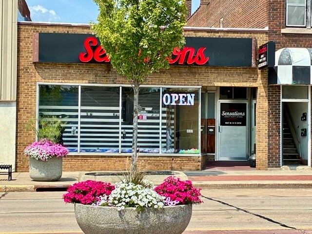 Primary Photo Of 444 S Central Ave, Marshfield Storefront For Sale
