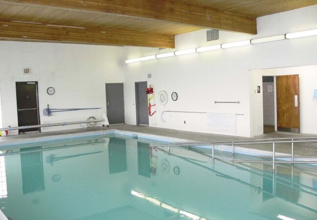 More Photos Of 124 Alvarado Dr SE, Albuquerque Medical For Sale