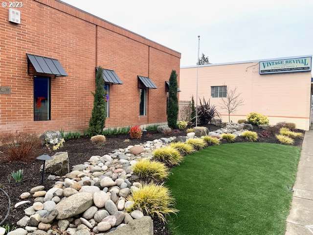 More Photos Of 430 W 7th Ave, Junction City Medical For Sale