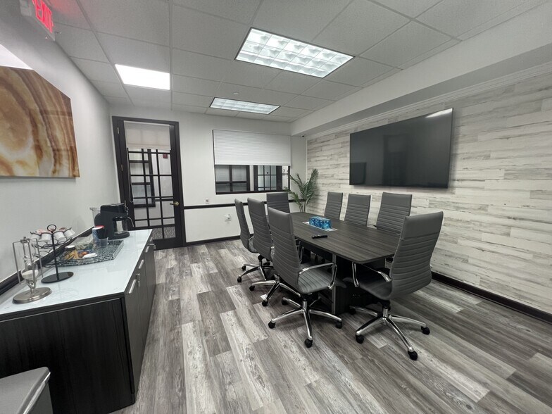 More Photos Of 1690 S Congress Ave, Delray Beach Medical For Lease