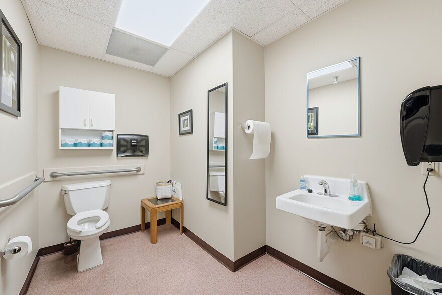 More Photos Of 1 Wormans Mill Ct, Frederick Warehouse For Sale